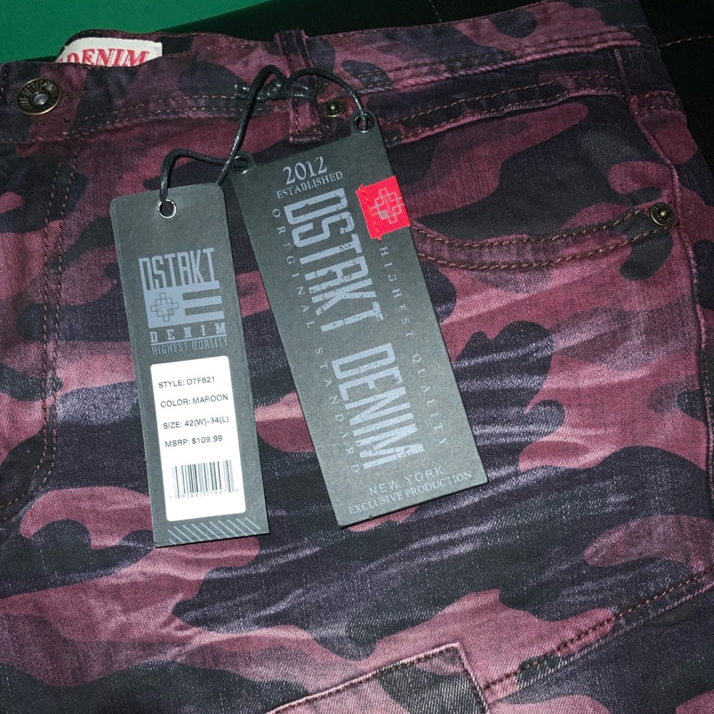 DSTRKT DENIM jeans size 42x34,color maroon